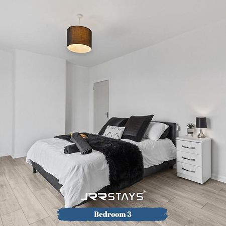 Nuneaton - Ideal 3 Bedroom, Wi-Fi Parking, Sleeps 6 - Jrr Stays Экстерьер фото