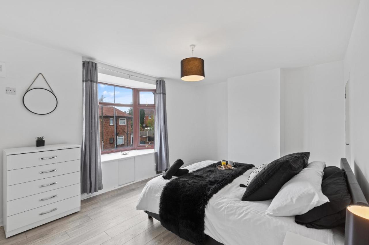Nuneaton - Ideal 3 Bedroom, Wi-Fi Parking, Sleeps 6 - Jrr Stays Экстерьер фото